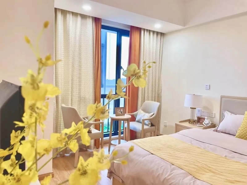 1764318709179701.jpg AFoIABACGAAg5uj3kwYorYOfrwEwuAg4qgY!1000x1000.jpg