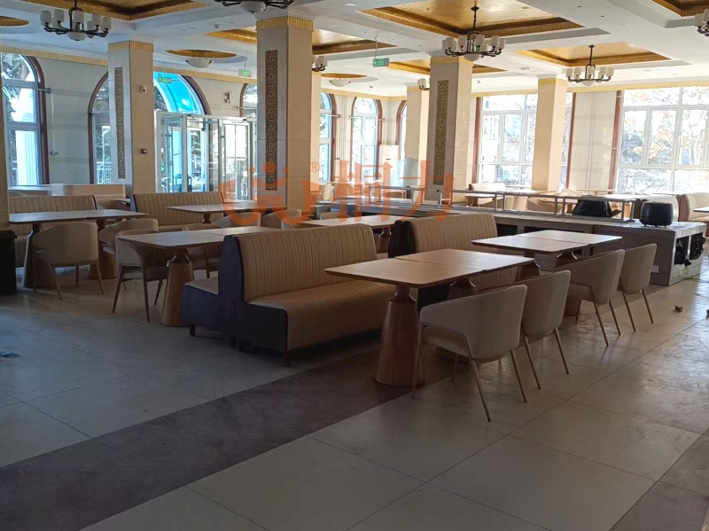 1767687492140409.jpg 餐厅2(1).jpg