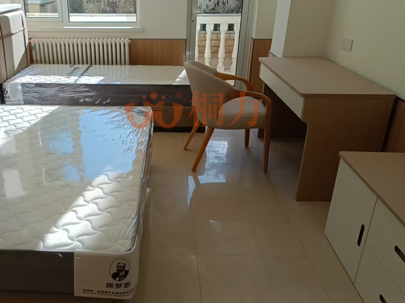 1767687522116092.jpg 卧室2.jpg